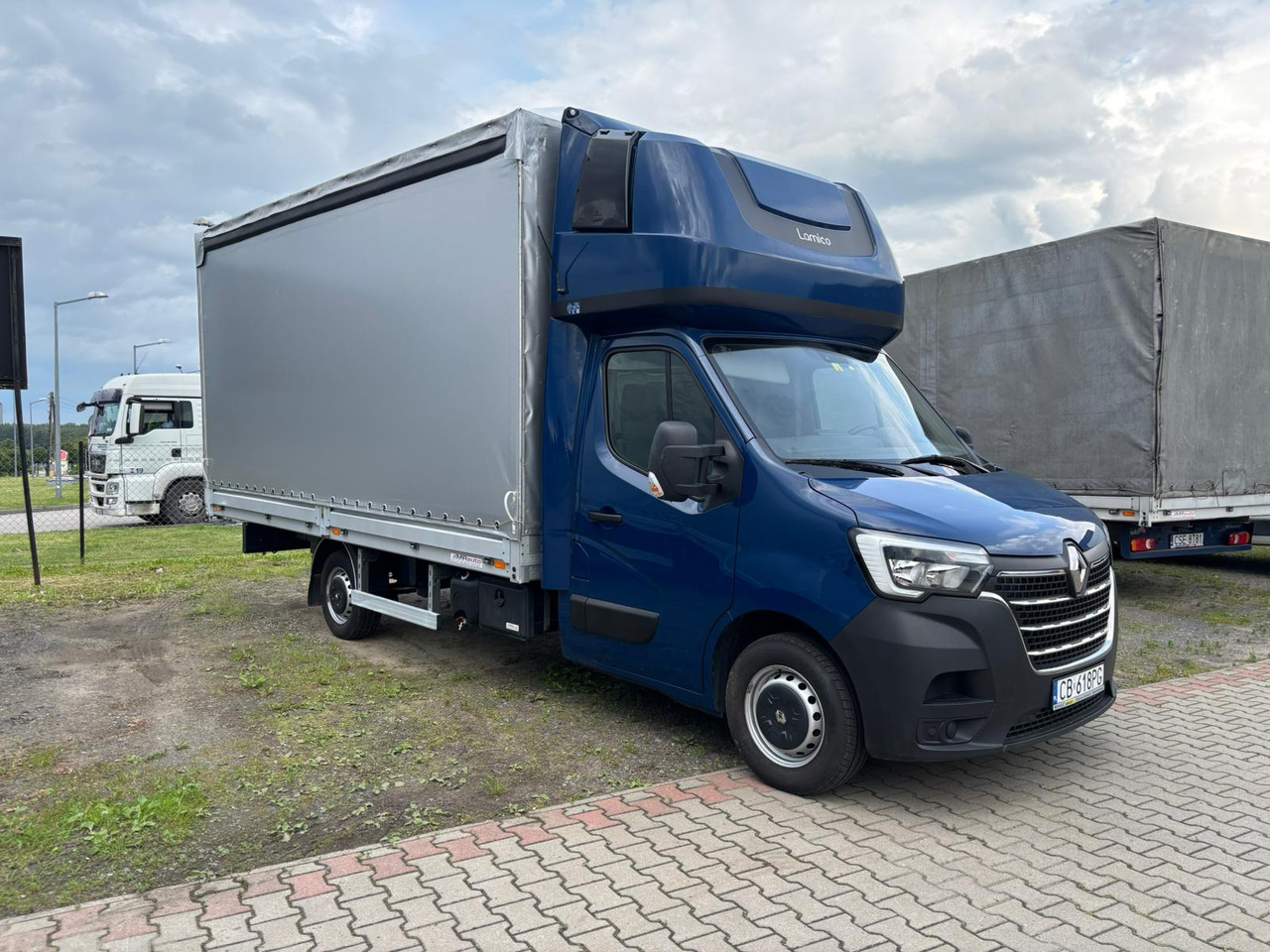 Renault Master - Curtain side van: picture 1 Renault Master - Curtain side van: picture 1