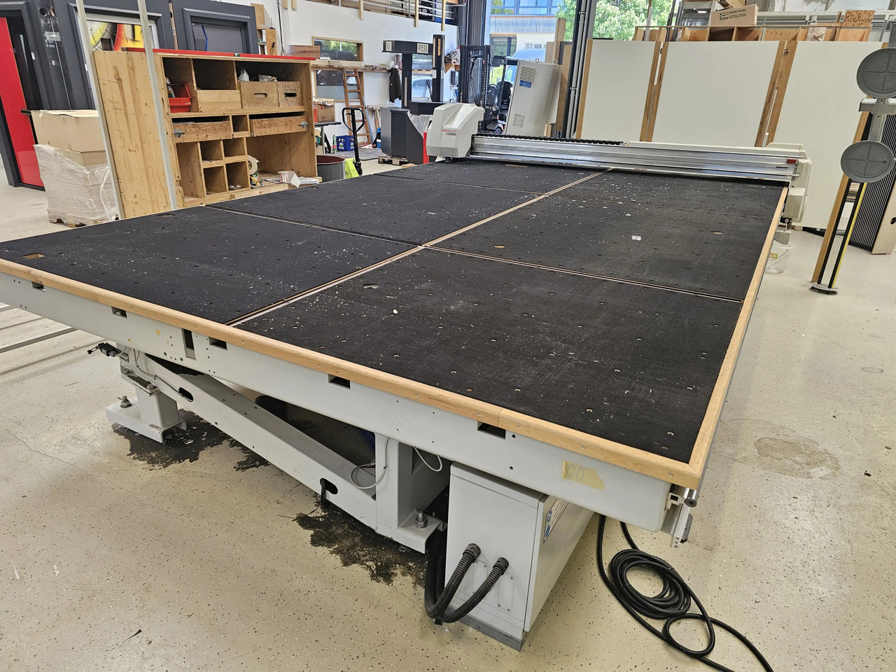 1 Stk. CNC Glasplatten Schneideanlage (Intermac) - Machine tool: picture 2 1 Stk. CNC Glasplatten Schneideanlage (Intermac) - Machine tool: picture 2