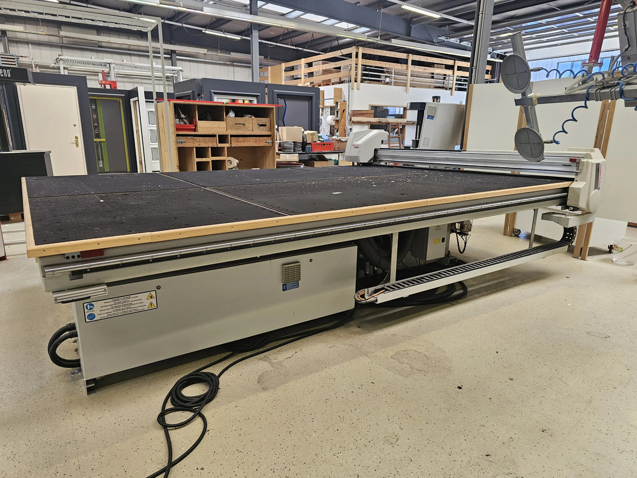 1 Stk. CNC Glasplatten Schneideanlage (Intermac) - Machine tool: picture 4 1 Stk. CNC Glasplatten Schneideanlage (Intermac) - Machine tool: picture 4