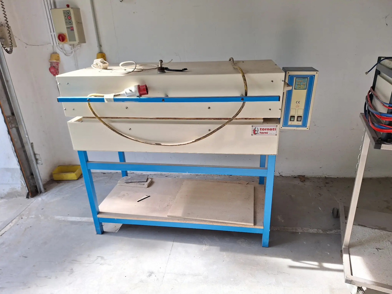 1 Stk. Schmelz/ Brennofen (Tornati Forni) - Machine tool: picture 1 1 Stk. Schmelz/ Brennofen (Tornati Forni) - Machine tool: picture 1