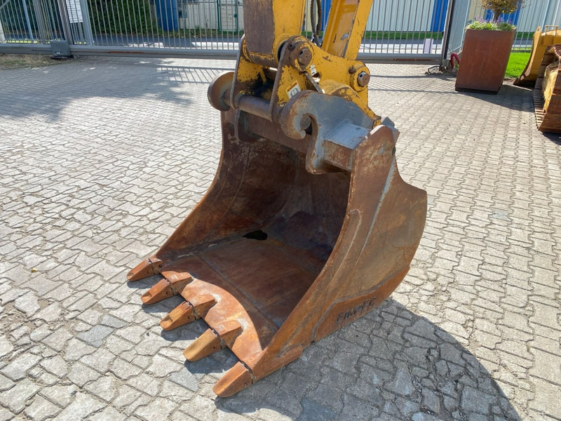 Crawler excavator Caterpillar 312 DL NVT: picture 17