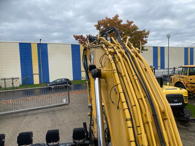 Crawler excavator Caterpillar 320 EL NVT: picture 18