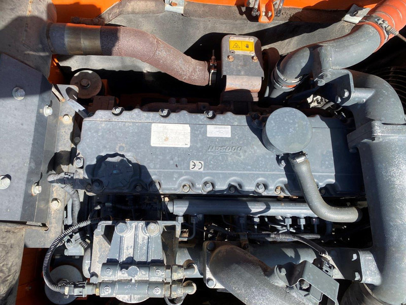 Crawler excavator Doosan DX 255 LC NVT: picture 11