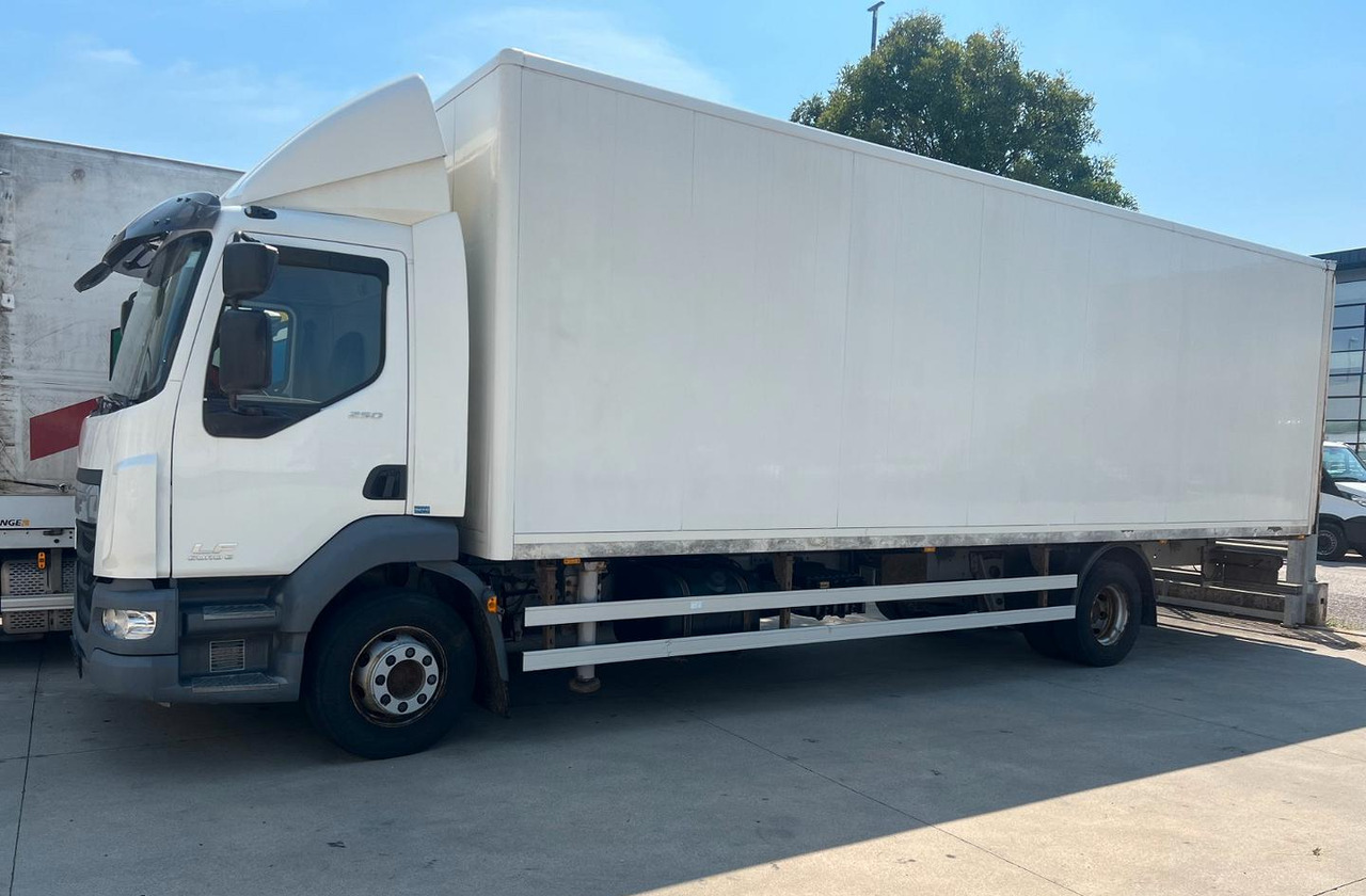 Daf lf 250 fa furgone 8 mt euro 6 - Box truck: picture 1 Daf lf 250 fa furgone 8 mt euro 6 - Box truck: picture 1