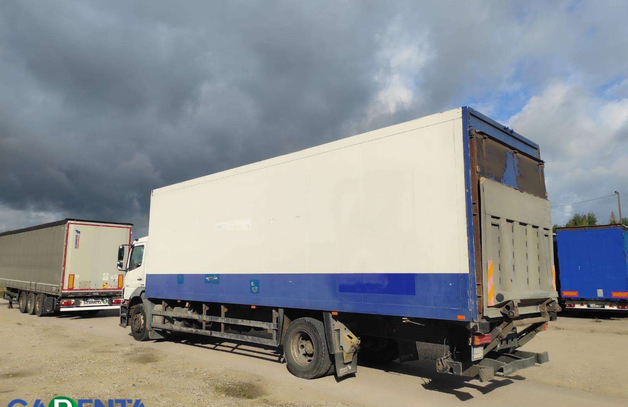 Mercedes-Benz 1824 - Refrigerator truck: picture 2 Mercedes-Benz 1824 - Refrigerator truck: picture 2