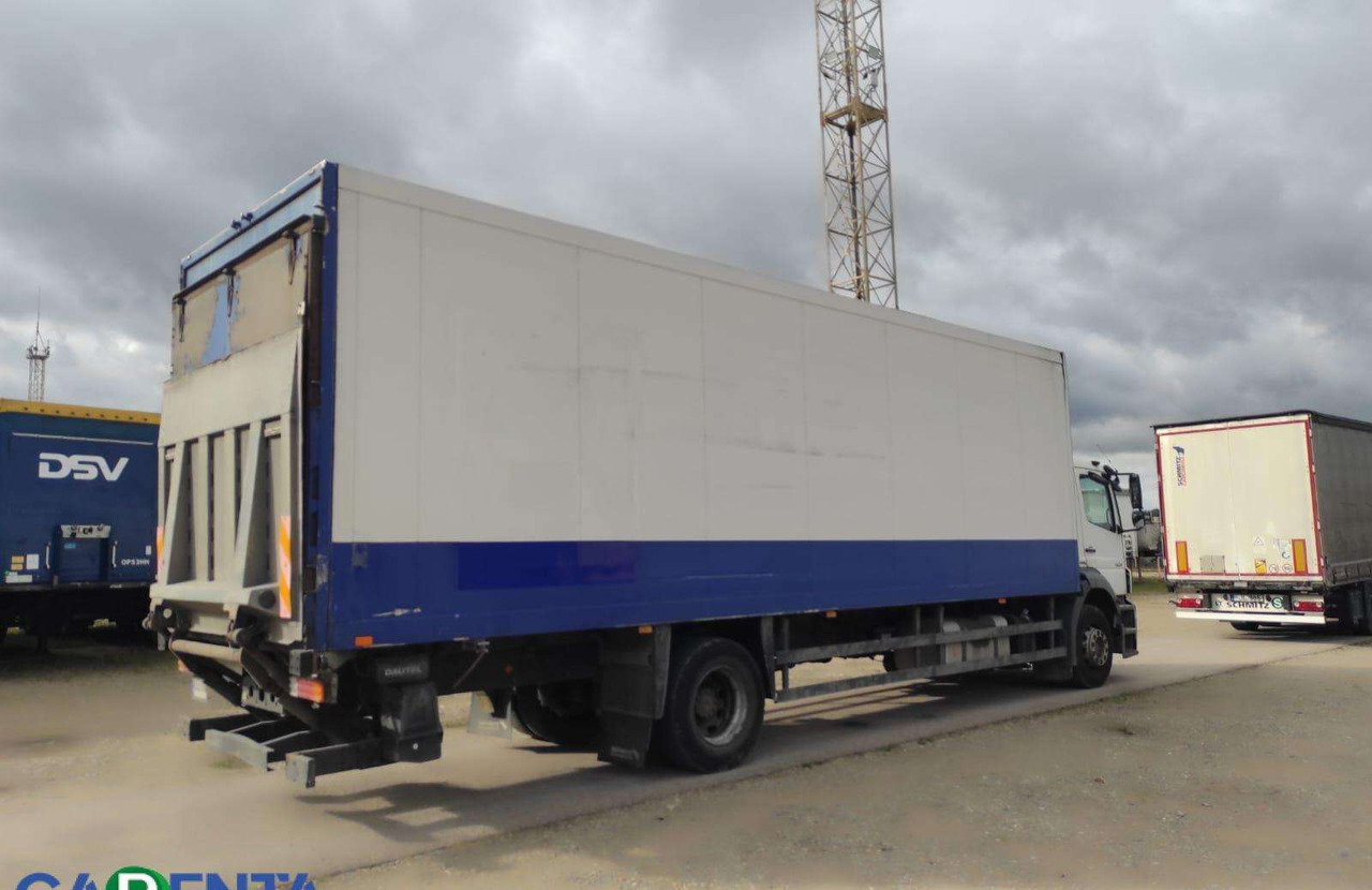 Mercedes-Benz 1824 - Refrigerator truck: picture 4 Mercedes-Benz 1824 - Refrigerator truck: picture 4