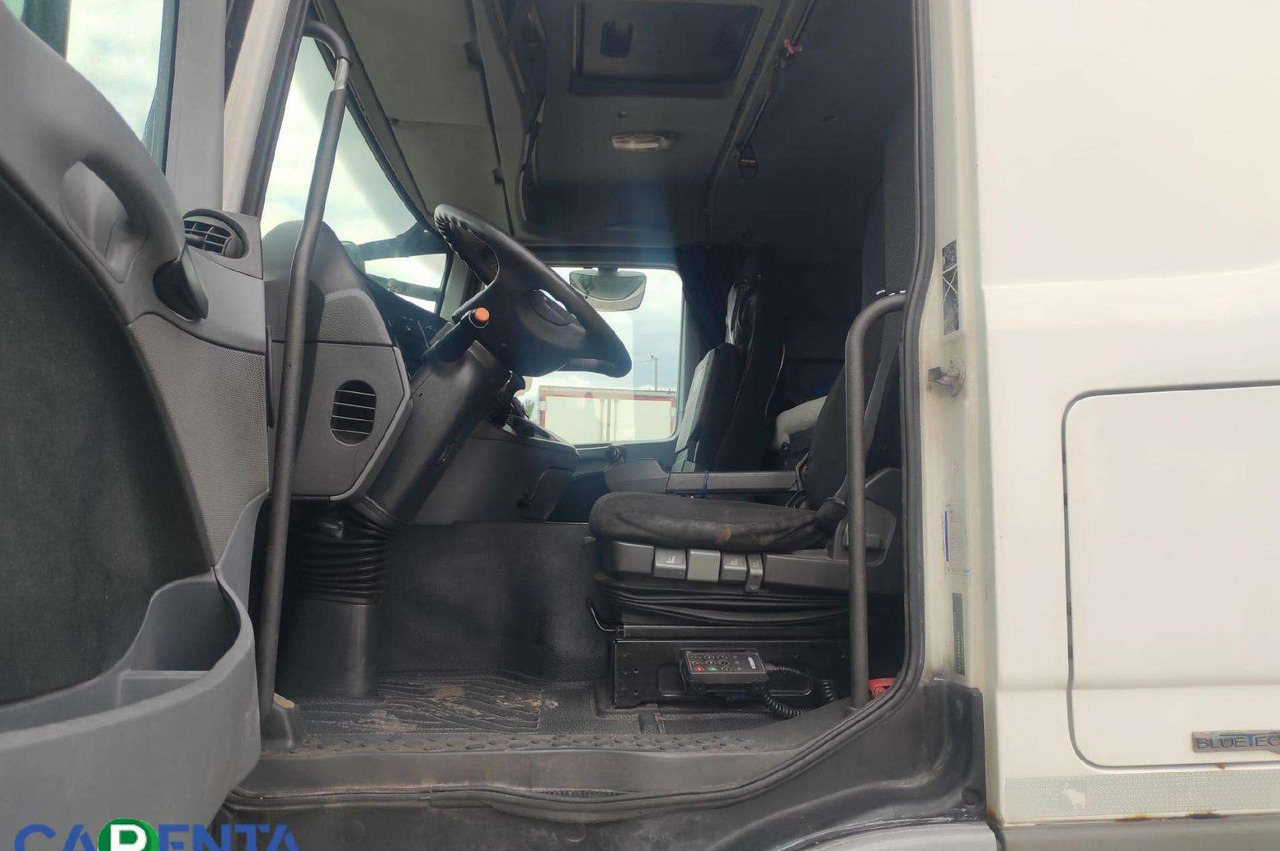 Refrigerator truck Mercedes-Benz ACTROS 1832: picture 6