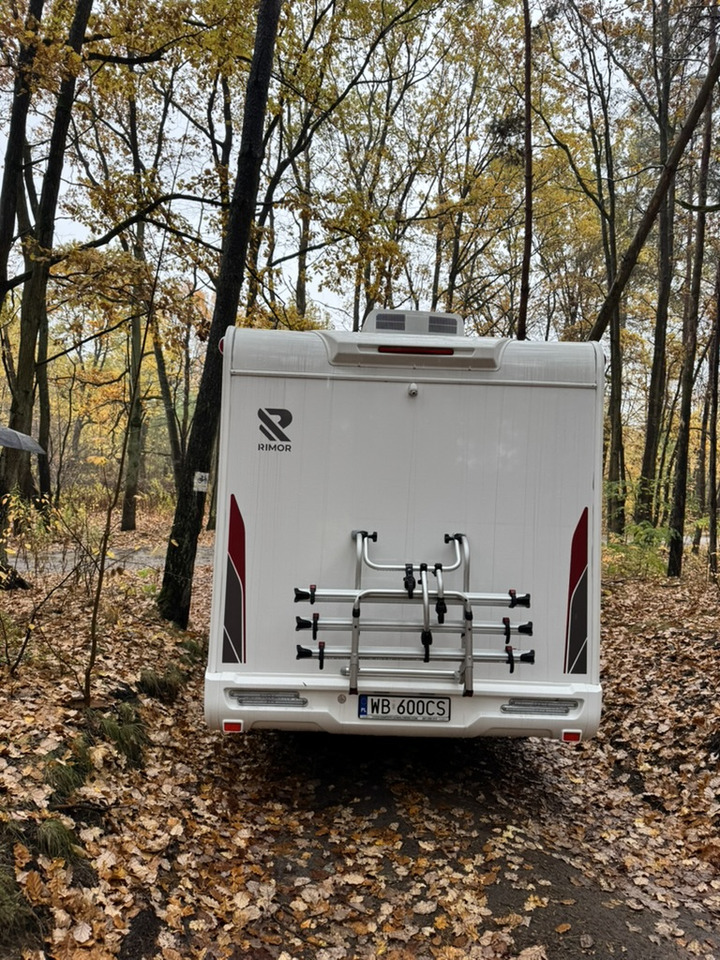 Rimor Seal 695 - Alcove motorhome: picture 5 Rimor Seal 695 - Alcove motorhome: picture 5