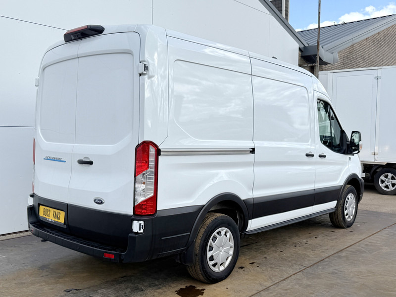Ford E-Transit 75kWh 184PK 390 Elektrisch 75kWh 334km WLTP BEV Snelladen L2H2 Climate Control Tacho Carplay Camera Stoelverwarming Parkeersensoren voor achter - Panel van, Electric van: picture 3 Ford E-Transit 75kWh 184PK 390 Elektrisch 75kWh 334km WLTP BEV Snelladen L2H2 Climate Control Tacho Carplay Camera Stoelverwarming Parkeersensoren voor achter - Panel van, Electric van: picture 3