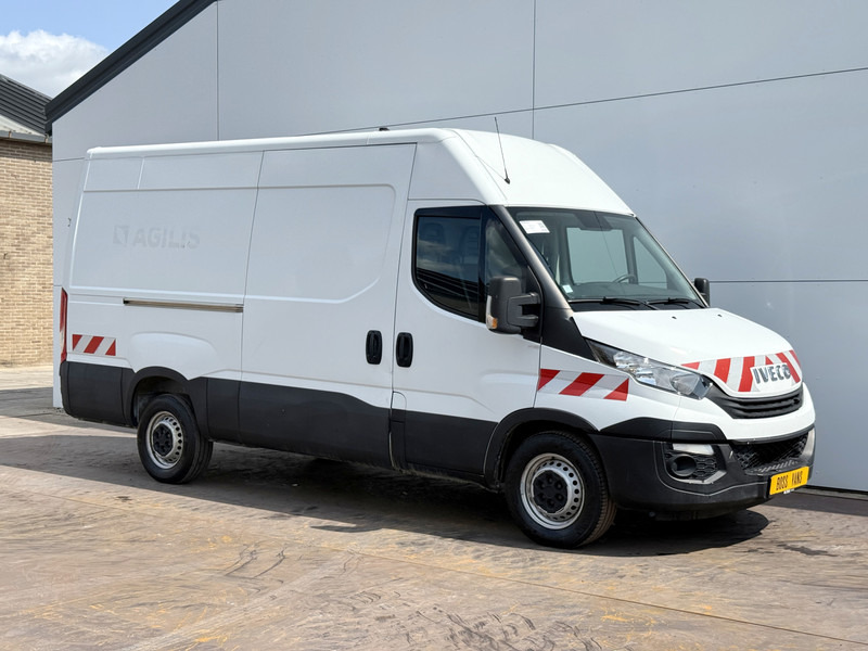 Iveco Daily 35S14 2.3 L2H2 Cruise Control Climate Control 3.5t Trekhaak Lucht geveerde stoel - Panel van: picture 4 Iveco Daily 35S14 2.3 L2H2 Cruise Control Climate Control 3.5t Trekhaak Lucht geveerde stoel - Panel van: picture 4