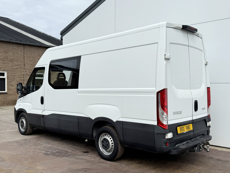 Iveco Daily 35S14 2.3 L2H2 Dubbele Cabine 7 Stoelen Mixto DoKa Airco Cruise Control Trekhaak 3.5t Lucht geveerde stoel - Panel van, Combi van: picture 2 Iveco Daily 35S14 2.3 L2H2 Dubbele Cabine 7 Stoelen Mixto DoKa Airco Cruise Control Trekhaak 3.5t Lucht geveerde stoel - Panel van, Combi van: picture 2