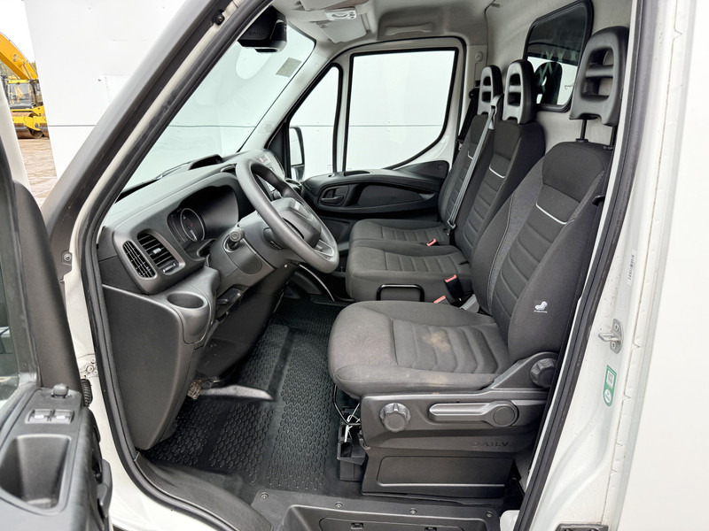 Iveco Daily 35S16 2.3 Automaat L4H2 Airco Climate Control - Panel van: picture 5 Iveco Daily 35S16 2.3 Automaat L4H2 Airco Climate Control - Panel van: picture 5