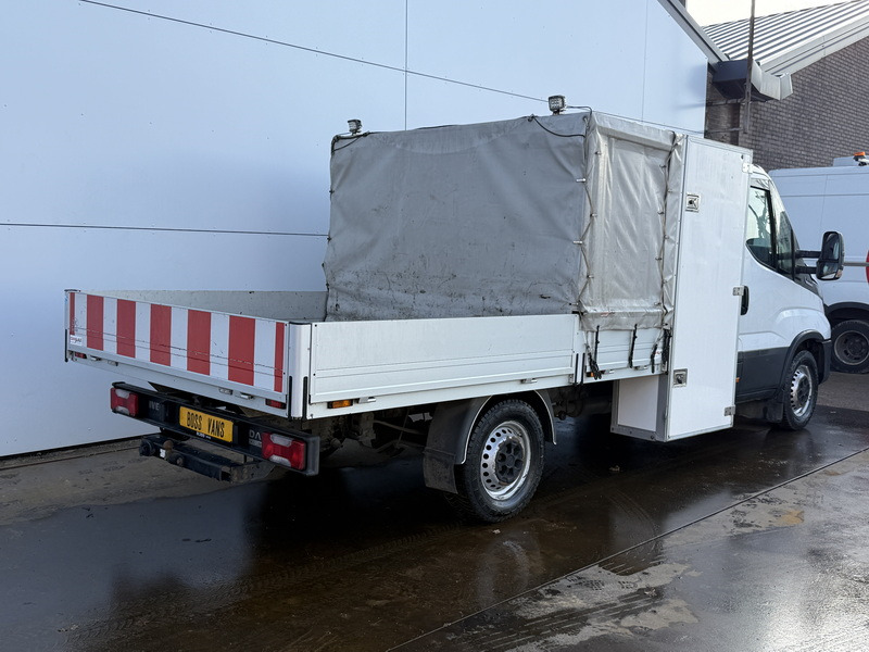 Iveco Daily 35S16 2.3 Automaat Open Laadbak Airco Adaptieve Cruise Control Standkachel 3.5t Trekhaak Navigatie Camera Pickup Pritische - Flatbed van: picture 4 Iveco Daily 35S16 2.3 Automaat Open Laadbak Airco Adaptieve Cruise Control Standkachel 3.5t Trekhaak Navigatie Camera Pickup Pritische - Flatbed van: picture 4