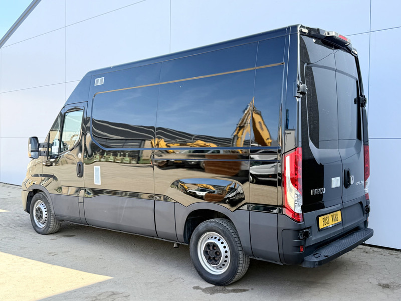 Iveco Daily 35S16 L2H2 Airco Cruise Control Camera 3.5t Trekhaak - Panel van: picture 2 Iveco Daily 35S16 L2H2 Airco Cruise Control Camera 3.5t Trekhaak - Panel van: picture 2