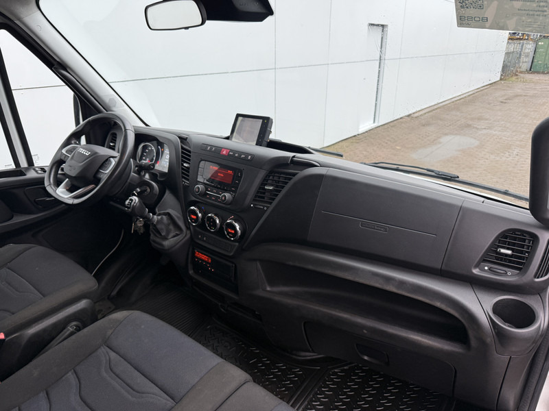 Lease a Iveco Daily Daily 70C18 3.0 *Service bus / Inbouw* LED Climate Control Cruise Control Tachograaf Standkachel Trekhaak Camera Stoelverwarming Iveco Daily Daily 70C18 3.0 *Service bus / Inbouw* LED Climate Control Cruise Control Tachograaf Standkachel Trekhaak Camera Stoelverwarming: picture 8