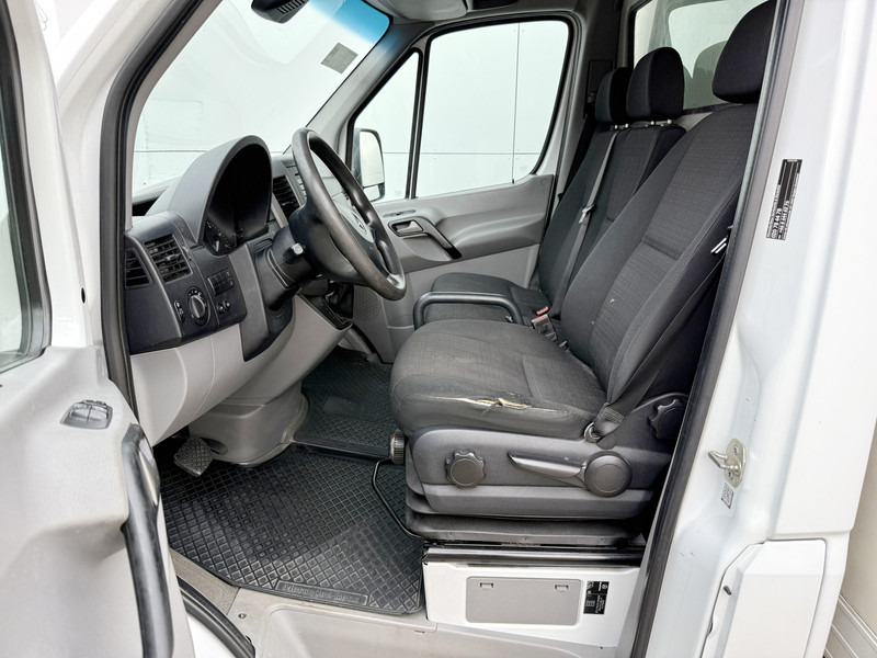 Mercedes-Benz Sprinter 316 2.2 CDI Automaat Laadklep Lane Assist Standkachel Climate Control Bakwagen Meubelbak - Box van: picture 5 Mercedes-Benz Sprinter 316 2.2 CDI Automaat Laadklep Lane Assist Standkachel Climate Control Bakwagen Meubelbak - Box van: picture 5