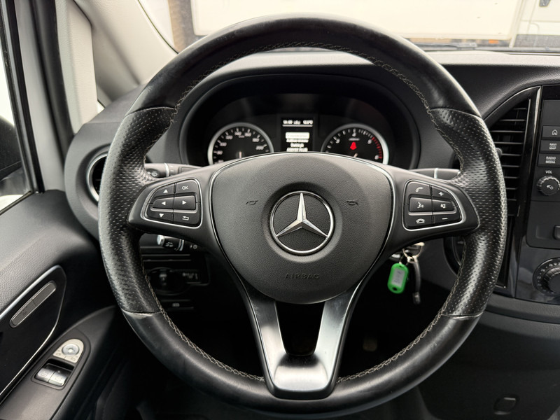 Small van Mercedes-Benz Vito 114 2.1 CDI Automaat L2H1 Climate Control Cruise Control Camera Navigatie Trekhaak Parkeersensoren Stoelverwarming: picture 20