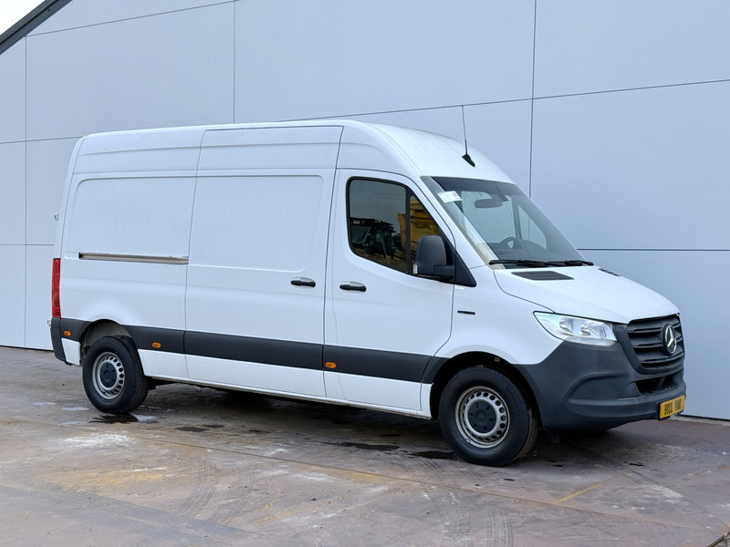 Mercedes-Benz eSprinter 312 L2H2 Elektrisch 41kWh 120pk Climate Control Camera Stoelverwarming - Panel van, Electric van: picture 4 Mercedes-Benz eSprinter 312 L2H2 Elektrisch 41kWh 120pk Climate Control Camera Stoelverwarming - Panel van, Electric van: picture 4