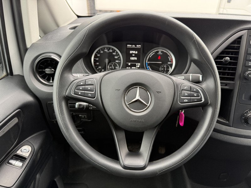 Small van, Electric van Mercedes-Benz eVito 112 66 kWh Elektrisch 66kWh 280km WLTP Snelladen Climate Control Cruise Control Camera Parkeersensoren voor achter Stoelverwarming: picture 17