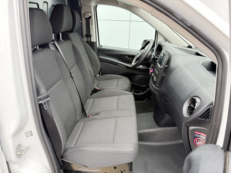 Small van, Electric van Mercedes-Benz eVito 112 66 kWh Elektrisch 66kWh 280km WLTP Snelladen Climate Control Cruise Control Camera Parkeersensoren voor achter Stoelverwarming: picture 7