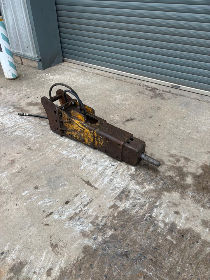 Indeco Breaker - Attachment for Construction machinery: picture 5 Indeco Breaker - Attachment for Construction machinery: picture 5