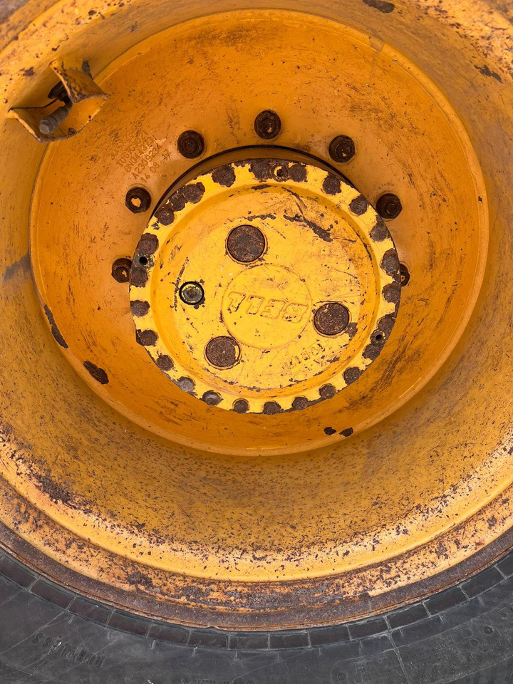 Articulated dumper Bell B20E: picture 17