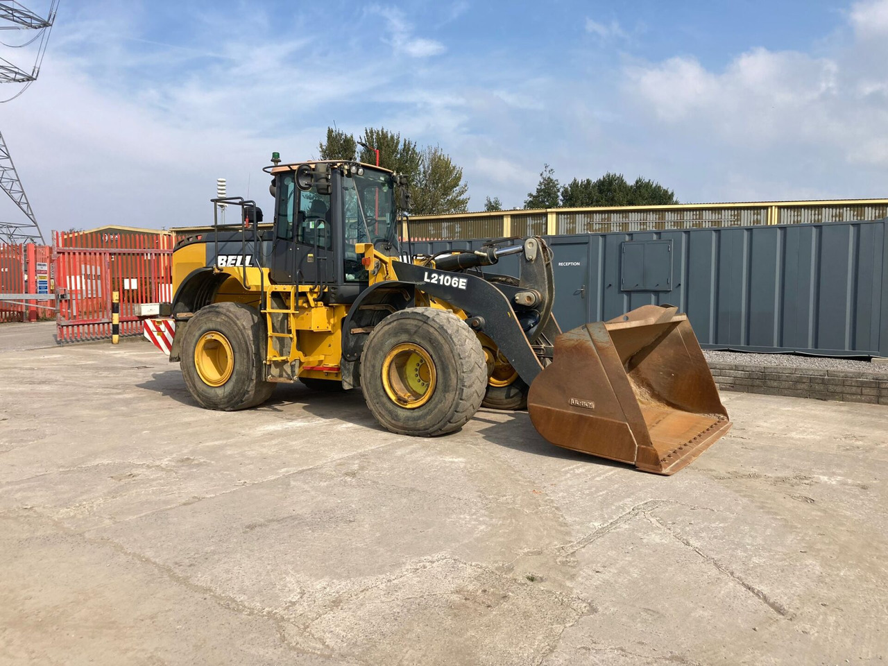 Wheel loader Bell L2106E: picture 7