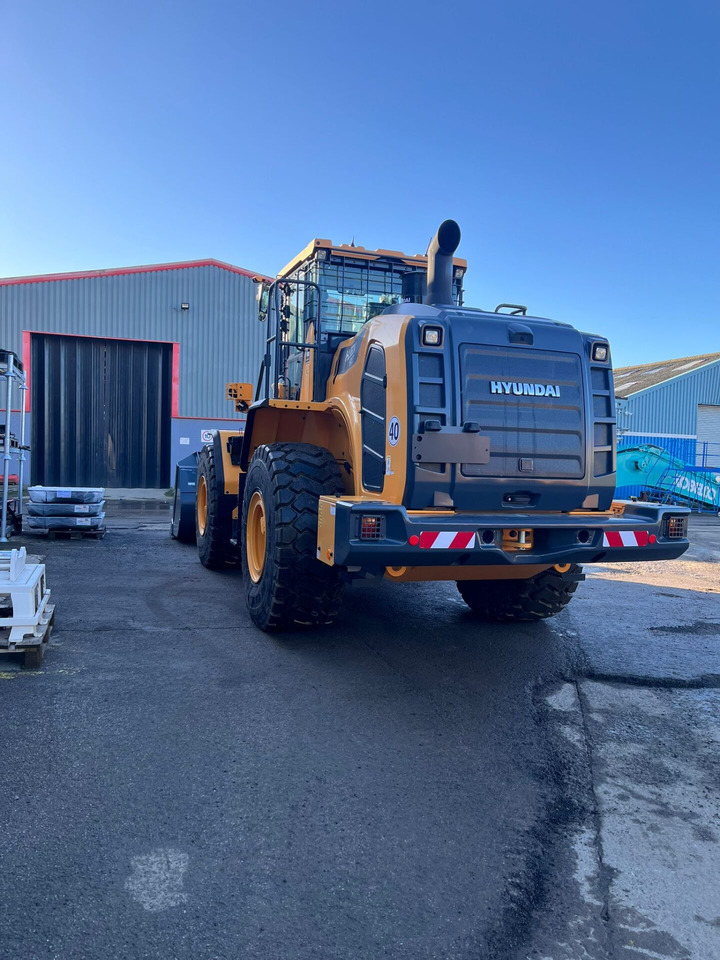 Hyundai HL960A - Wheel loader: picture 3 Hyundai HL960A - Wheel loader: picture 3