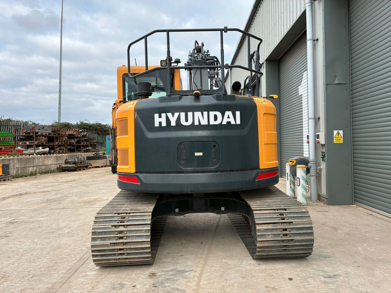 Hyundai HX130ALCR - Crawler excavator: picture 4 Hyundai HX130ALCR - Crawler excavator: picture 4