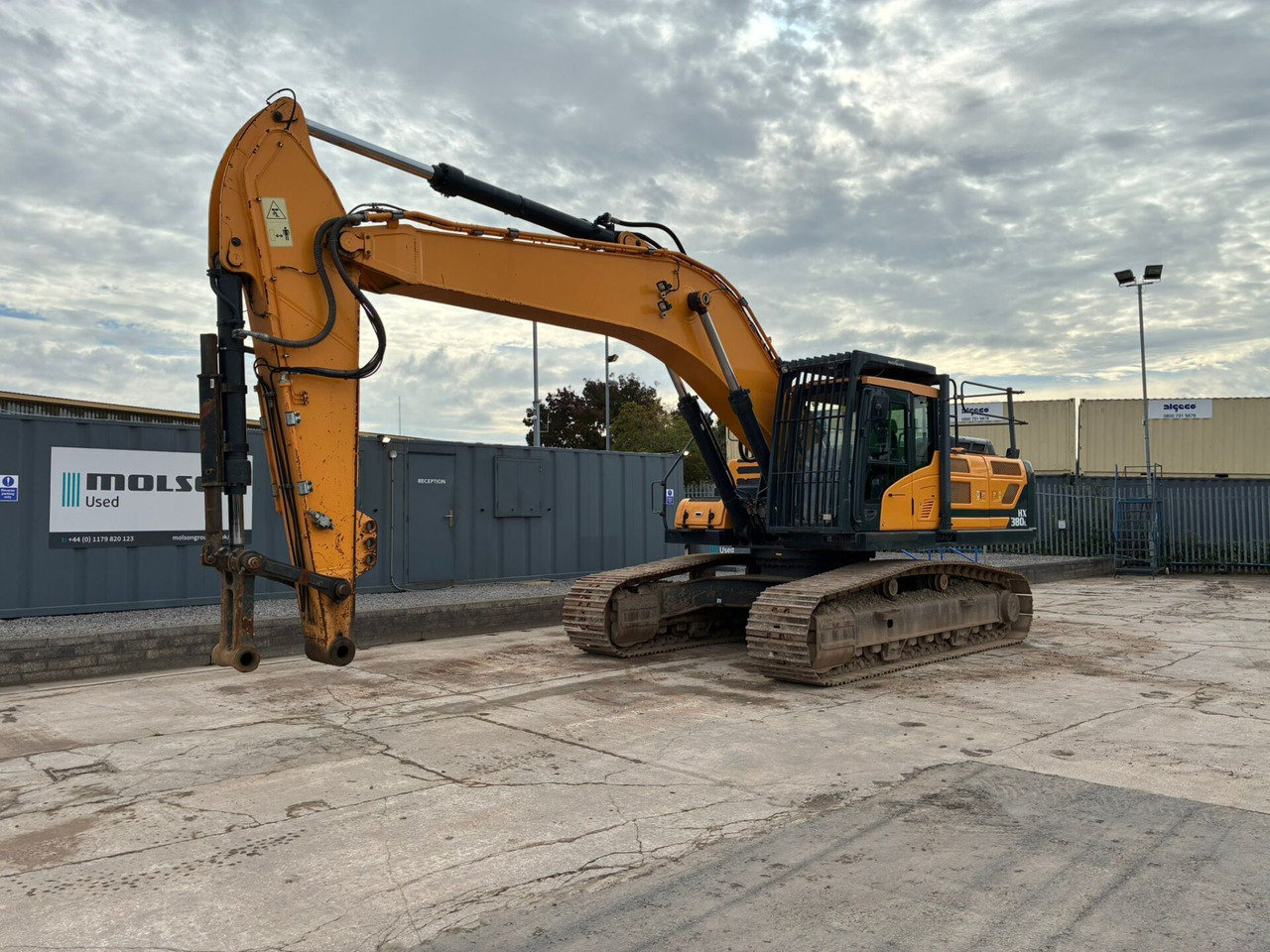 Hyundai HX380 - Crawler excavator: picture 1 Hyundai HX380 - Crawler excavator: picture 1