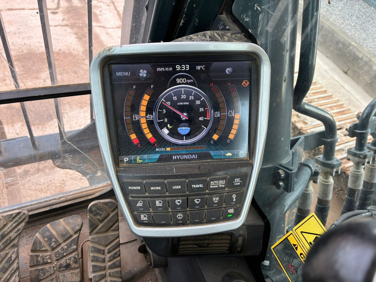 Crawler excavator Hyundai HX380: picture 18