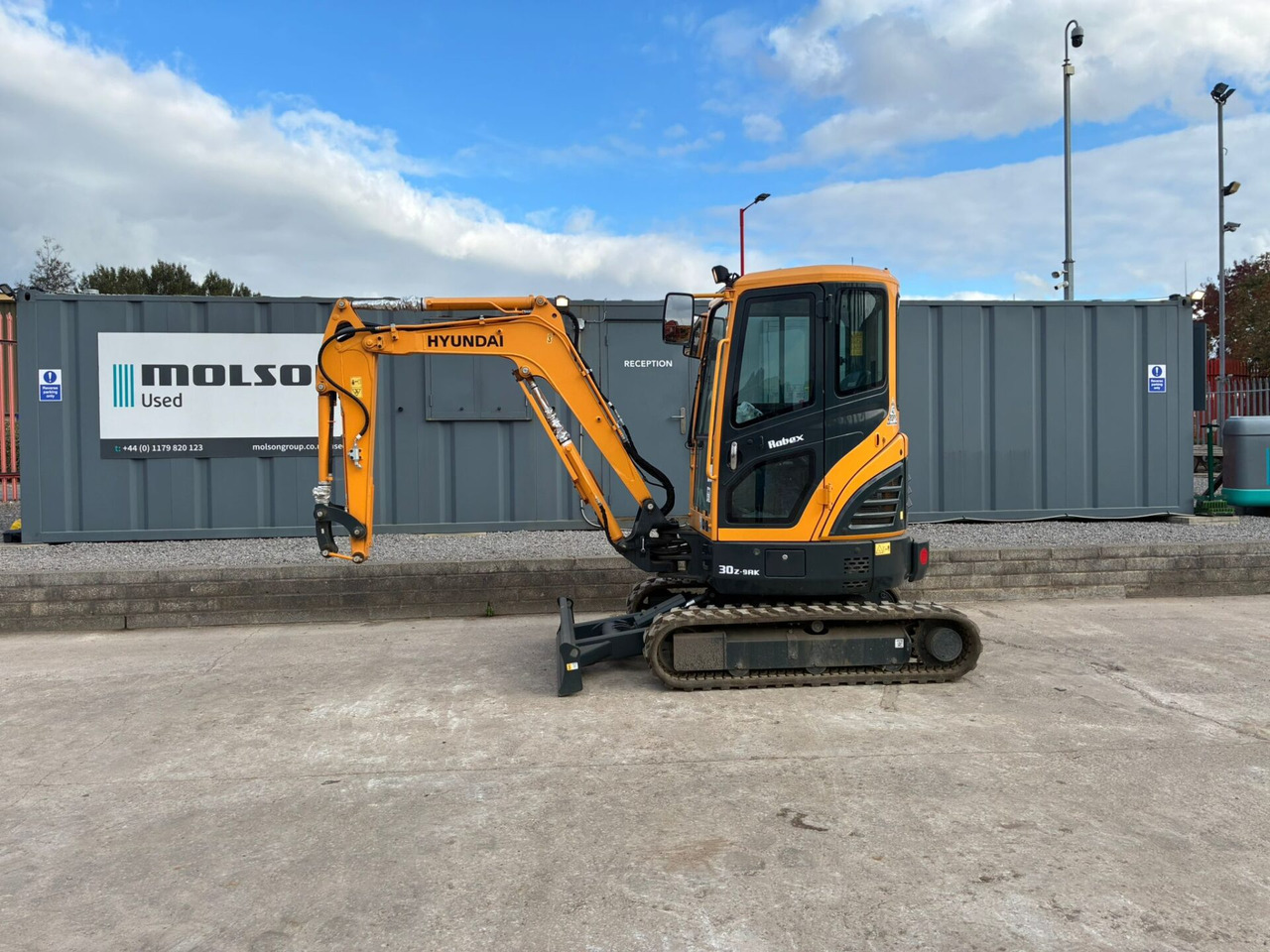 Hyundai R30Z-9AK - Mini excavator: picture 2 Hyundai R30Z-9AK - Mini excavator: picture 2