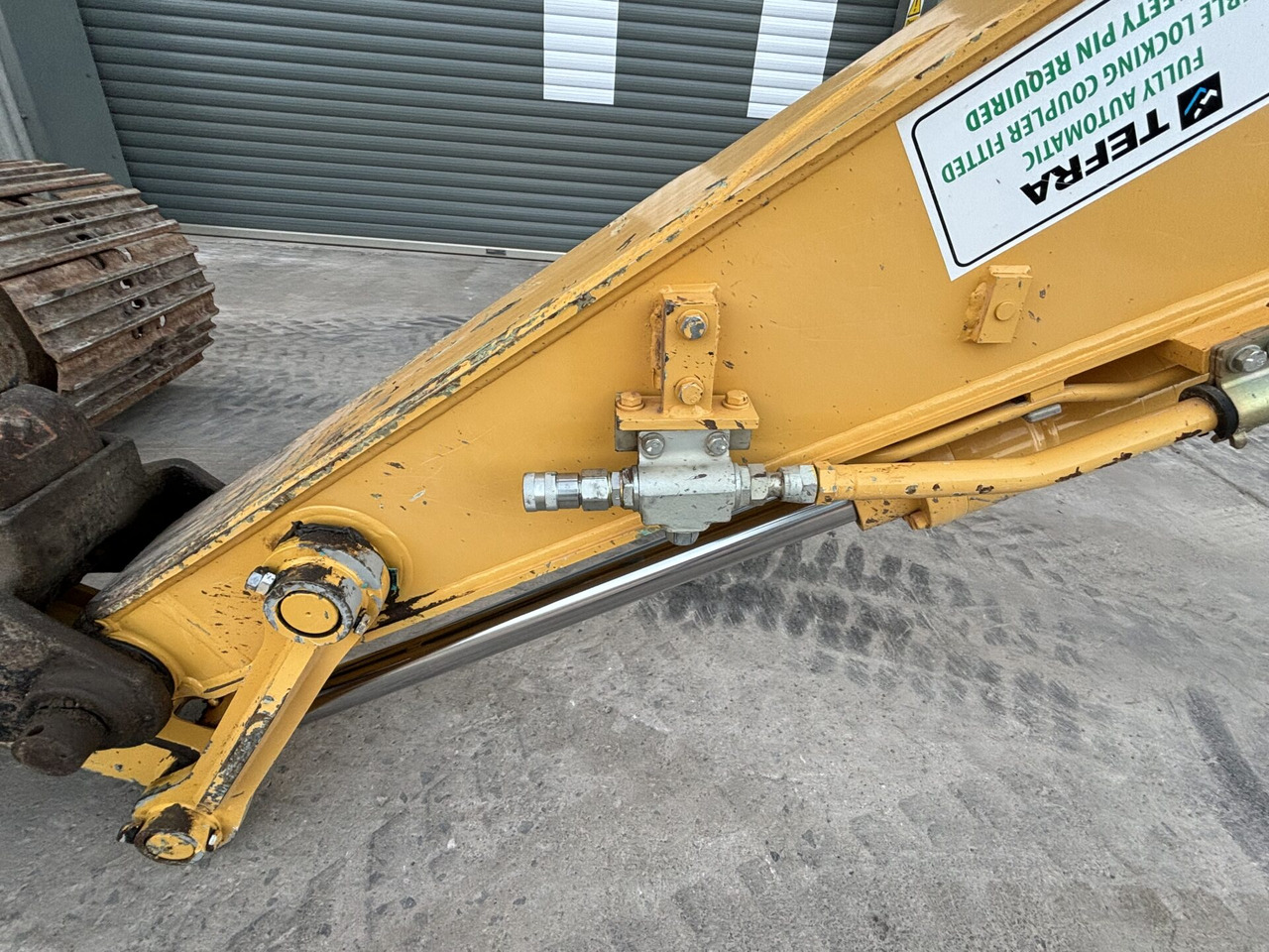 Crawler excavator Kobelco SK130LC-11: picture 8