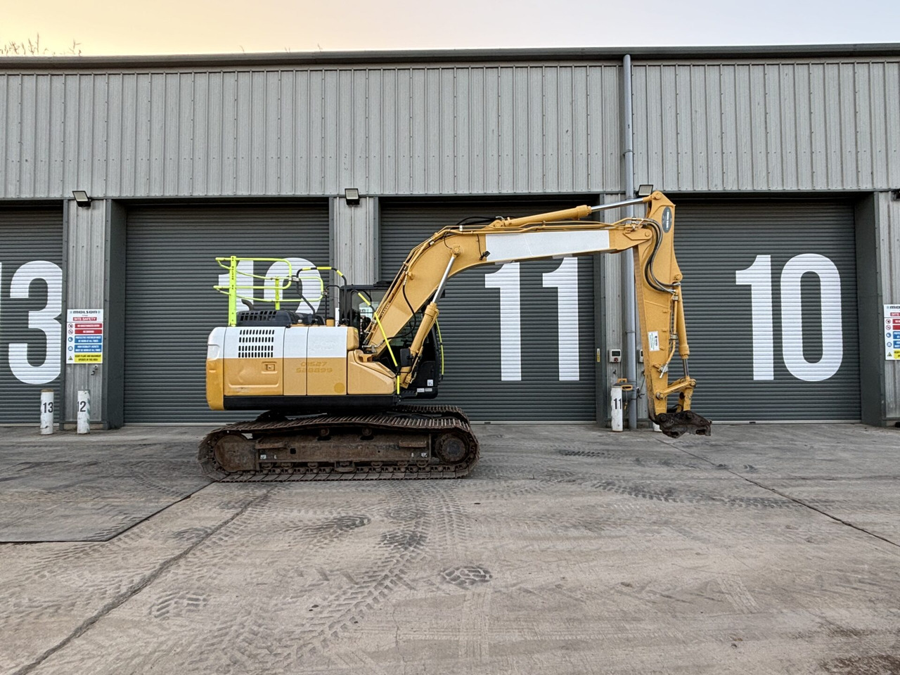 Crawler excavator Kobelco SK130LC-11: picture 6