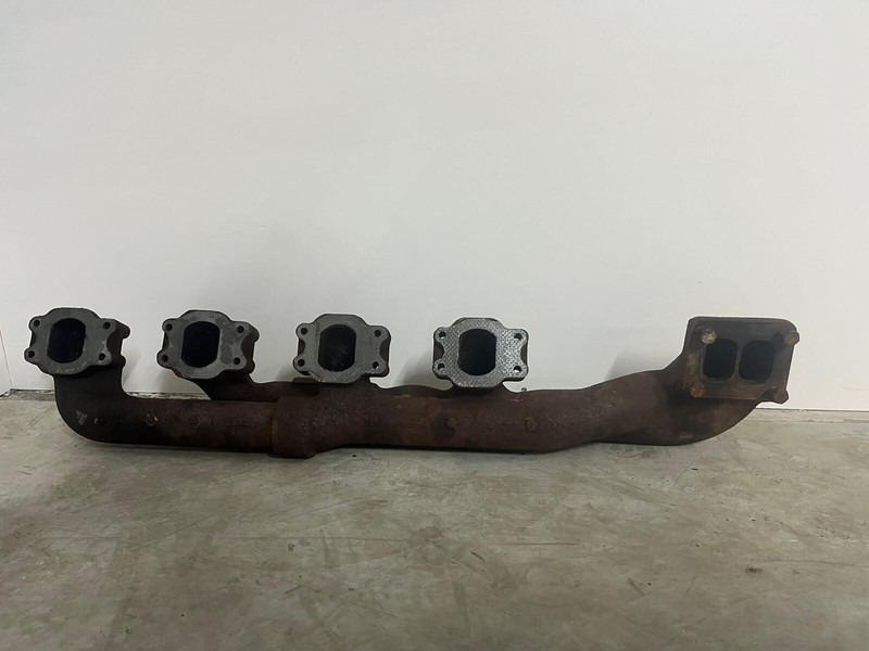 Liebherr A974 / P974 / R942 / R944 / R974 - A 974 / P 974 / R 942 / R 944 / R 974 - Engine and parts: picture 2 Liebherr A974 / P974 / R942 / R944 / R974 - A 974 / P 974 / R 942 / R 944 / R 974 - Engine and parts: picture 2