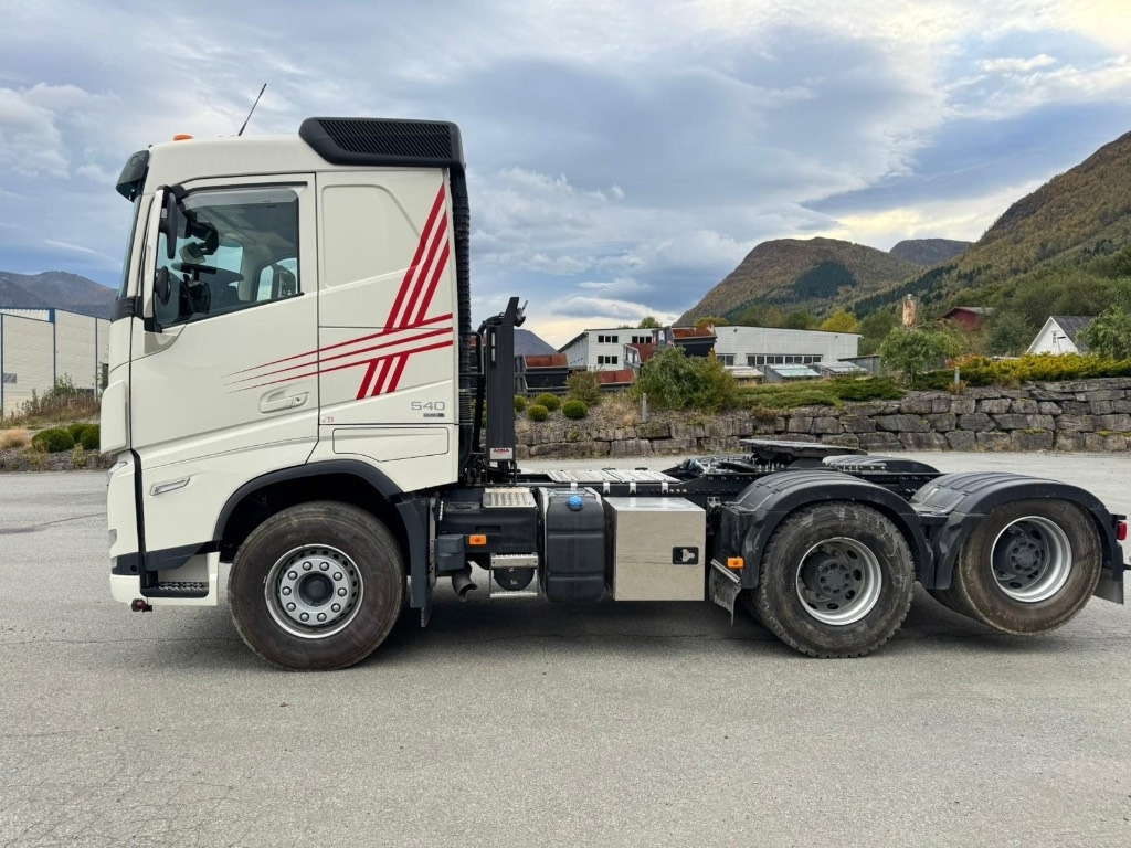 Volvo FH540 6 X 4 - Tractor unit: picture 3 Volvo FH540 6 X 4 - Tractor unit: picture 3