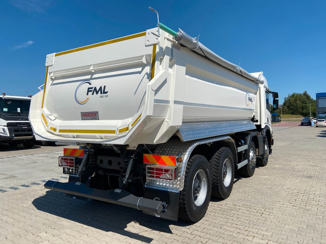 Scania P420 8x4 FML KIPPER - Tipper: picture 5 Scania P420 8x4 FML KIPPER - Tipper: picture 5