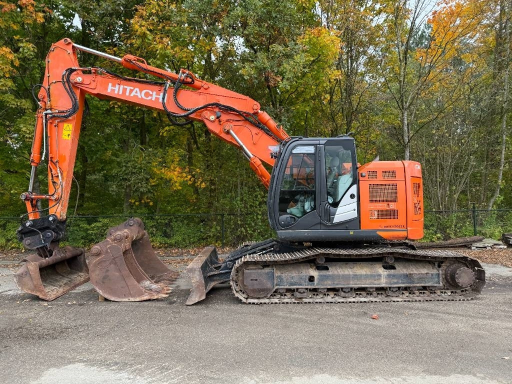 Hitachi ZX 225 US LC-6 - Crawler excavator: picture 2 Hitachi ZX 225 US LC-6 - Crawler excavator: picture 2