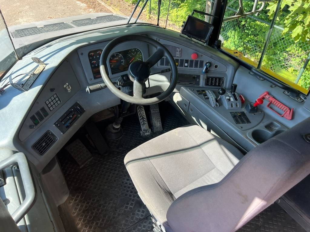 Articulated dumper Volvo A 30 D: picture 9