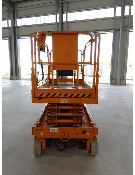 Genie GS 2646 - Scissor lift: picture 2 Genie GS 2646 - Scissor lift: picture 2