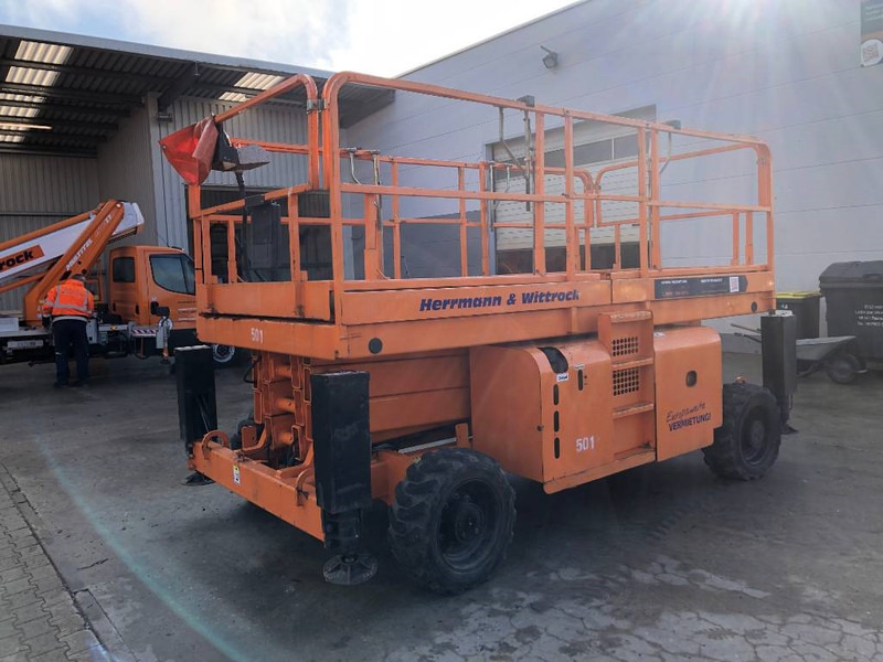 Haulotte H 12 SX - Scissor lift: picture 1 Haulotte H 12 SX - Scissor lift: picture 1