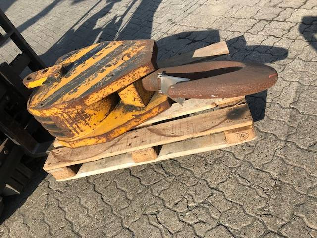 Liebherr 71t. Hook block 3-sheaves 23mm - Loader crane for Construction machinery: picture 2 Liebherr 71t. Hook block 3-sheaves 23mm - Loader crane for Construction machinery: picture 2