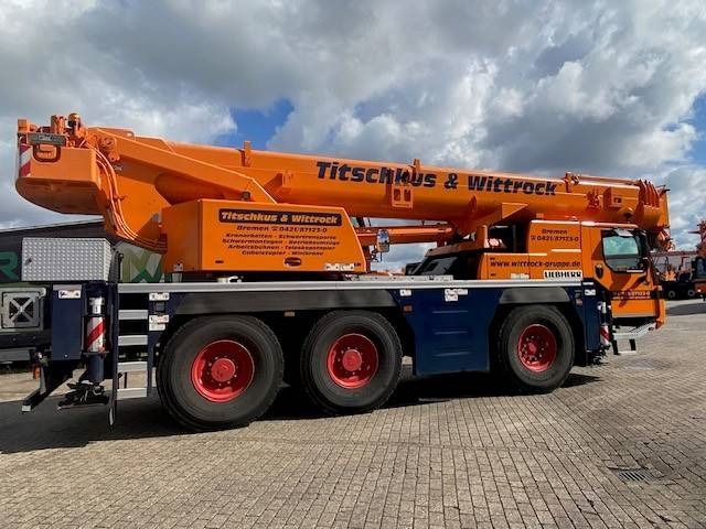 Liebherr LTM 1055-3.2 - All terrain crane: picture 3 Liebherr LTM 1055-3.2 - All terrain crane: picture 3