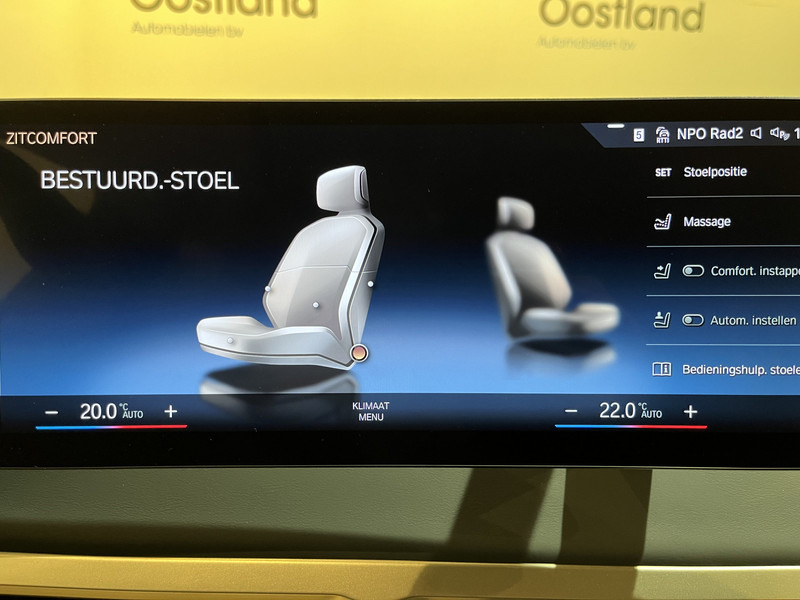 SUV BMW iX xDrive40 High Executive 77 kWh / Luchtvering / Pano / Harman Kardon / Trekhaak / Sportpakket / 27.750 KM !!: picture 13