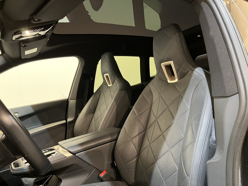SUV BMW iX xDrive40 High Executive 77 kWh / Luchtvering / Pano / Harman Kardon / Trekhaak / Sportpakket / 27.750 KM !!: picture 14