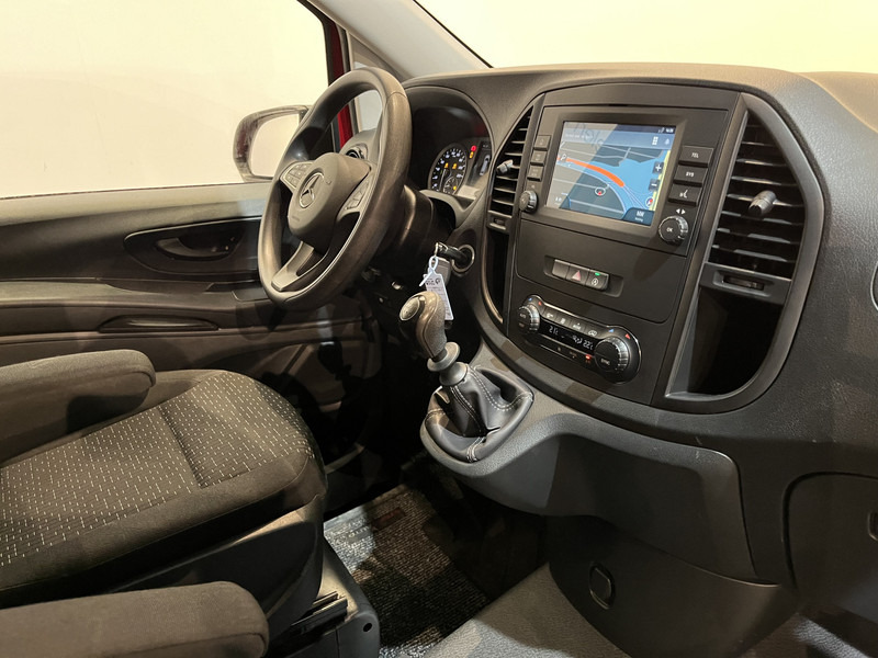 Mercedes-Benz Vito 110 CDI Lang / Euro 6 / Airco / CarPlay / Camera / Navigatie / Klep / 74.000 KM !! - Small van: picture 3 Mercedes-Benz Vito 110 CDI Lang / Euro 6 / Airco / CarPlay / Camera / Navigatie / Klep / 74.000 KM !! - Small van: picture 3
