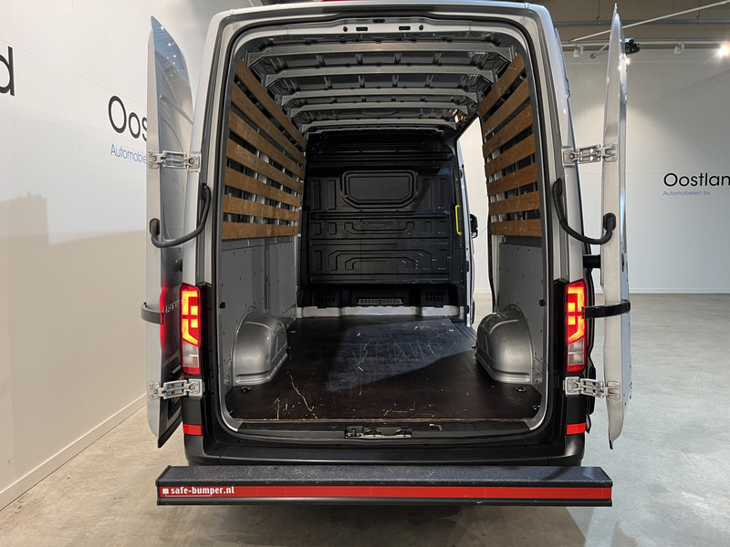 Small van Volkswagen Crafter 2.0 TDI L3H3 / Euro 6 / Airco / Cruise Control / 3-Zits / 67.200 KM !! / BPM VRIJ !!: picture 14