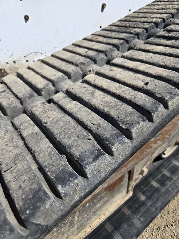 Skid steer loader Bobcat T 650: picture 9