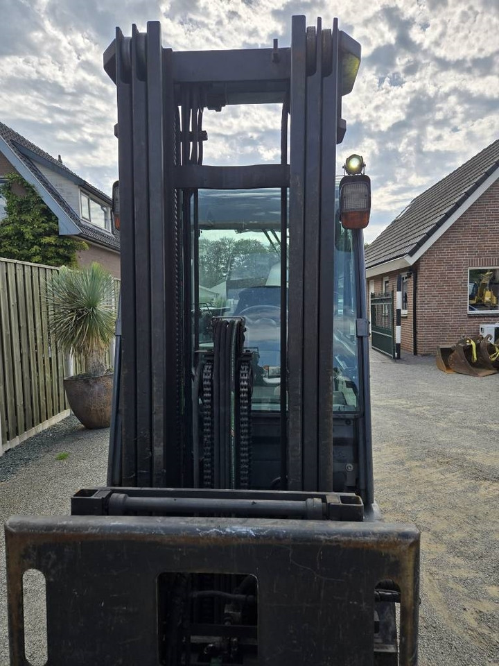 Diesel forklift Toyota 8 FD 20: picture 7