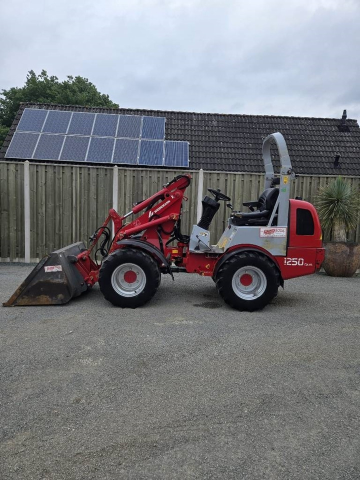 Weidemann 1250 Cx - Compact loader: picture 1 Weidemann 1250 Cx - Compact loader: picture 1